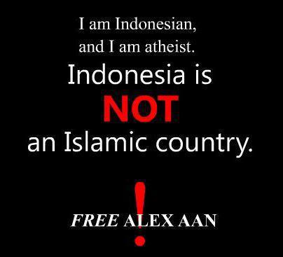Sunt indonezian si sunt ateu. Indonezia NU este o tara islamica. Eliberati-l pe Alex Aan!