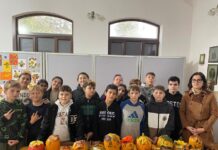 „Arta în culorile toamnei” – creativitate, culoare și emoție la Muzeul „Ștefan Luchian” din Ștefănești